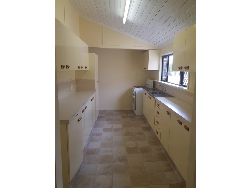 48 River St, Mount Morgan QLD 4714