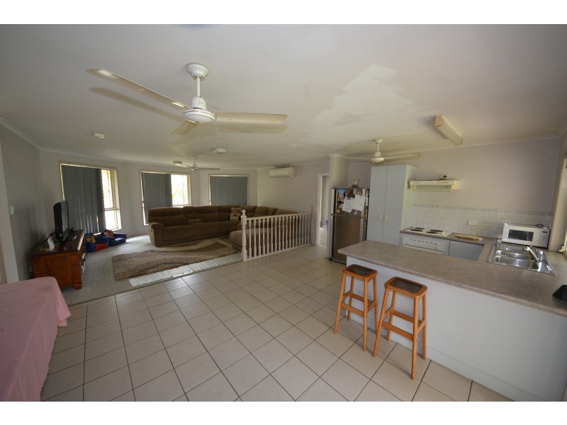 68 Mclaughlin St, Gracemere QLD 4702