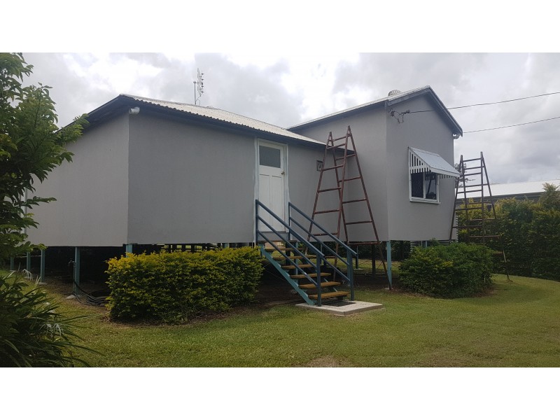 89 James St, Mount Morgan QLD 4714