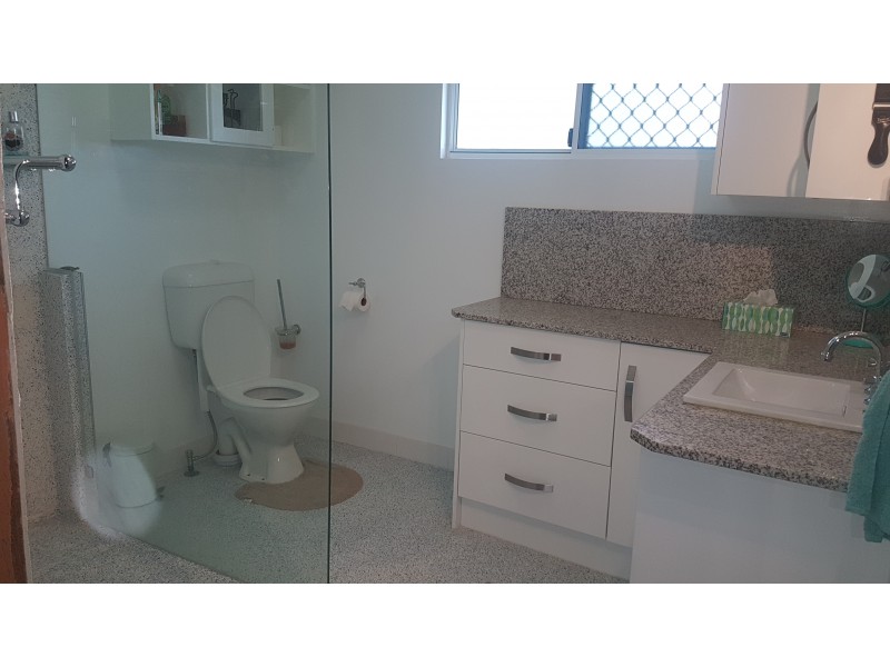 89 James St, Mount Morgan QLD 4714