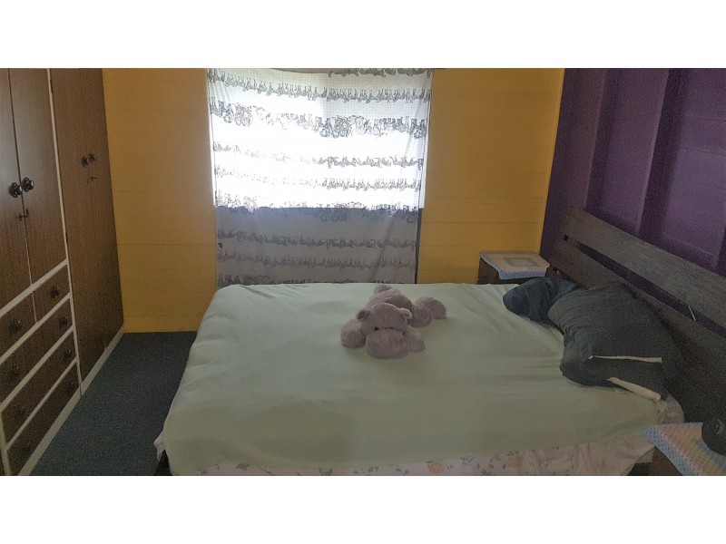 89 James St, Mount Morgan QLD 4714