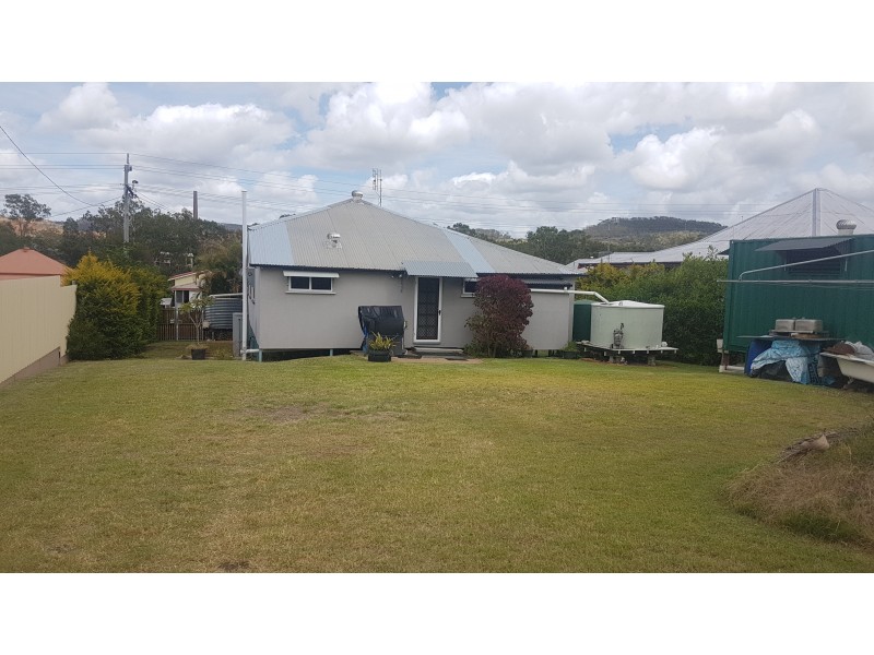 89 James St, Mount Morgan QLD 4714