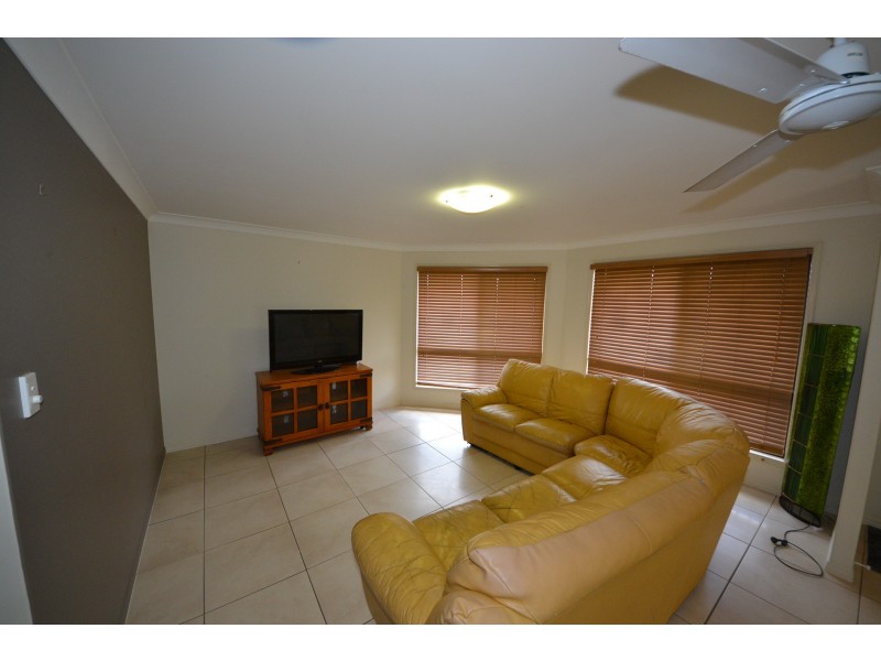 16 Joseph St, Gracemere QLD 4702