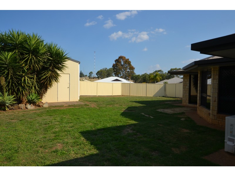 3 Gilmore Ct, Gracemere QLD 4702
