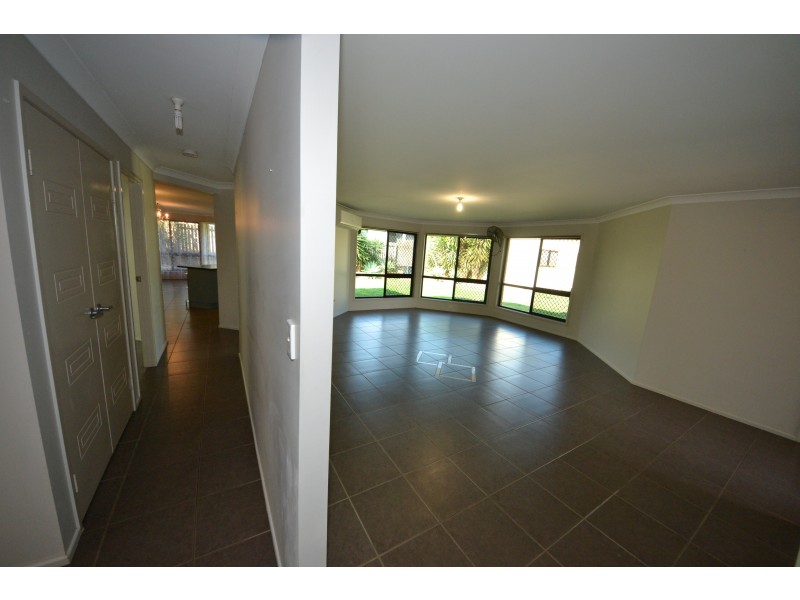 3 Gilmore Ct, Gracemere QLD 4702