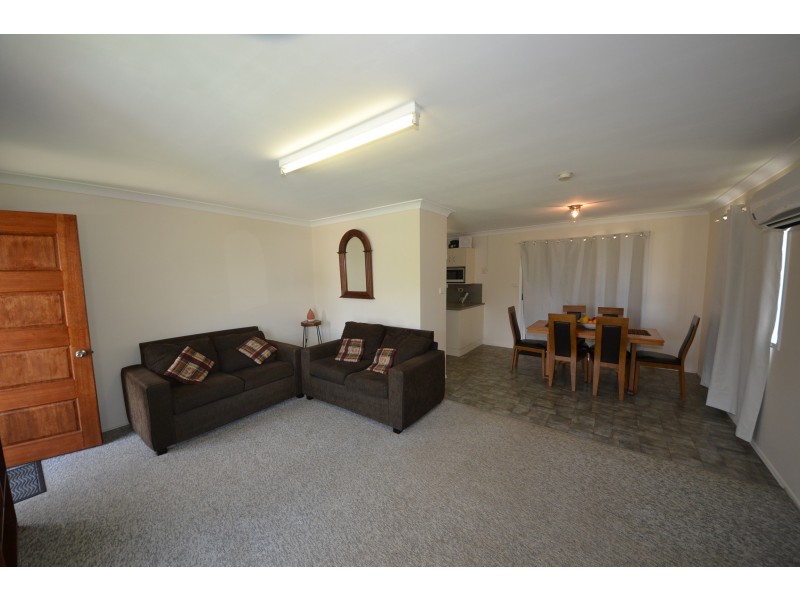 1 Schirmer Cl, Gracemere QLD 4702