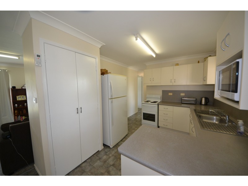 1 Schirmer Cl, Gracemere QLD 4702