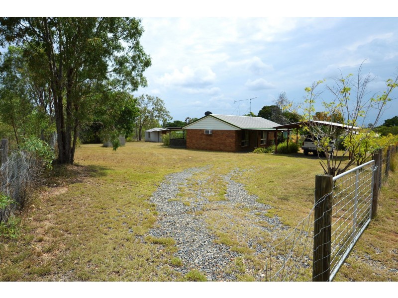 18 Dee Rd, Bouldercombe QLD 4702