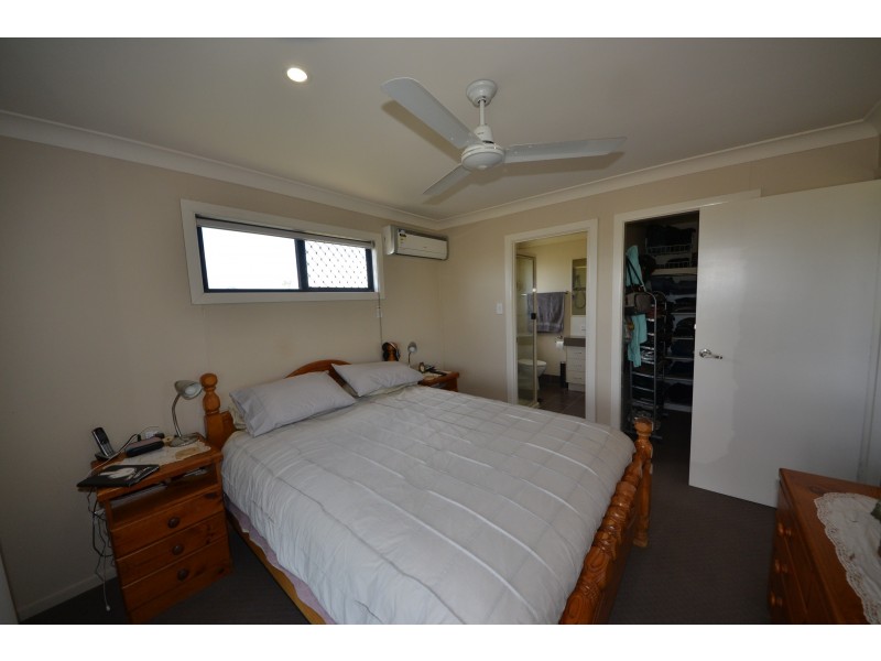 40 Sheehan Rd, Alton Downs QLD 4702