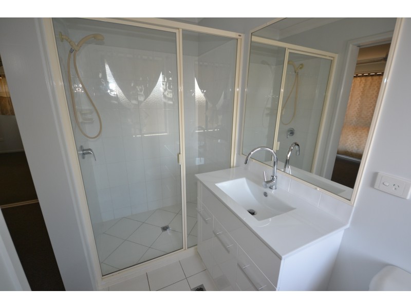 5 Morrell St, Gracemere QLD 4702