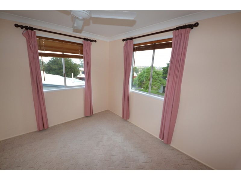 33 Reservoir Street, Gracemere QLD 4702