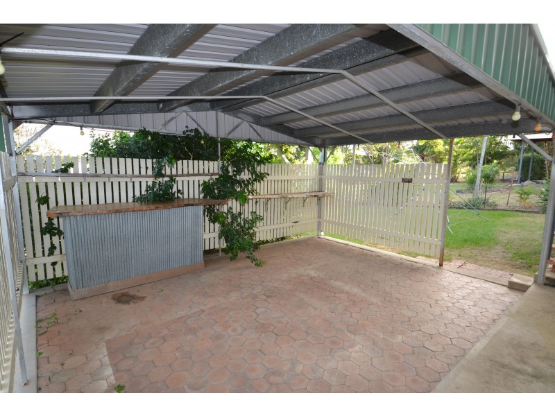 33 Reservoir Street, Gracemere QLD 4702