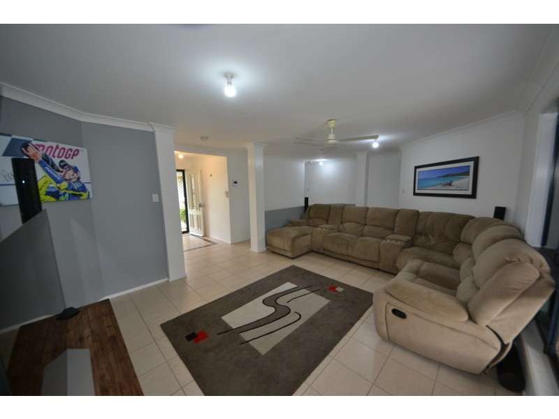 14 Buxton Dr, Gracemere QLD 4702