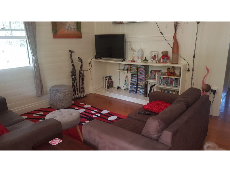 5 Rifle Range Rd, Walterhall QLD 4714