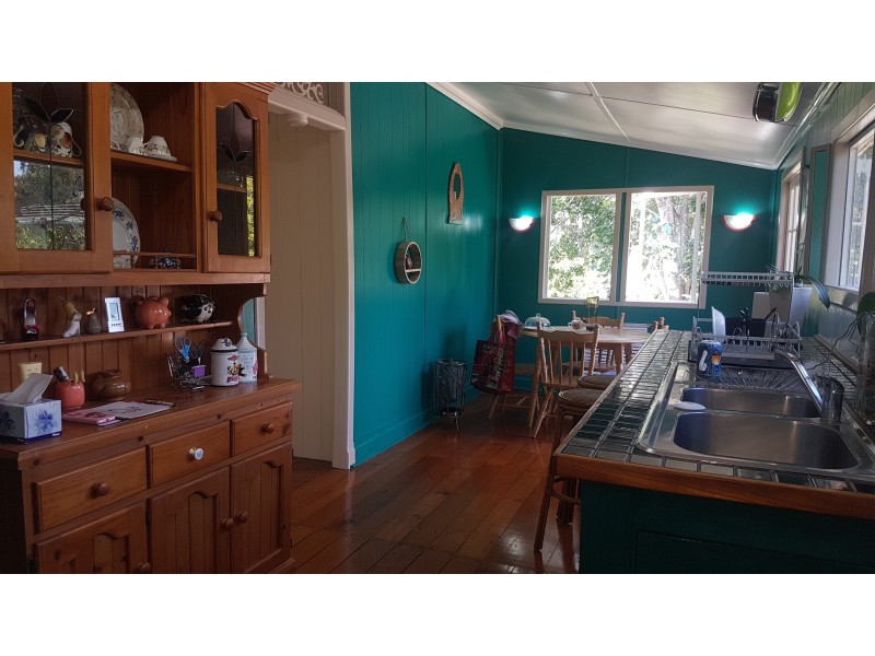 5 Rifle Range Rd, Walterhall QLD 4714