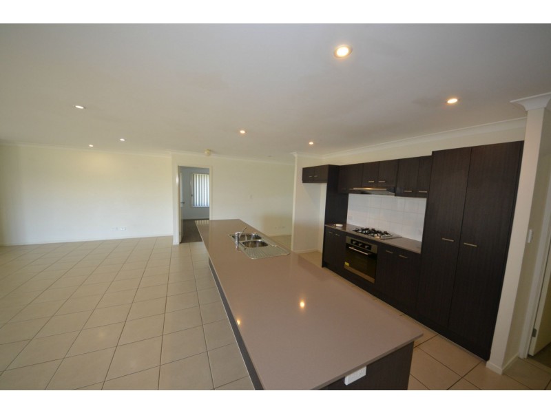 16 Doongarra Crescent, Gracemere QLD 4702