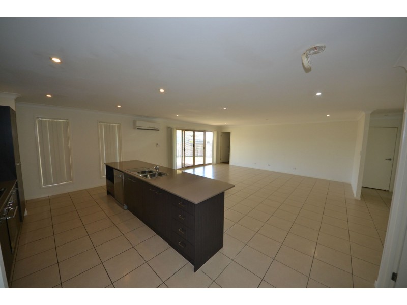 16 Doongarra Crescent, Gracemere QLD 4702