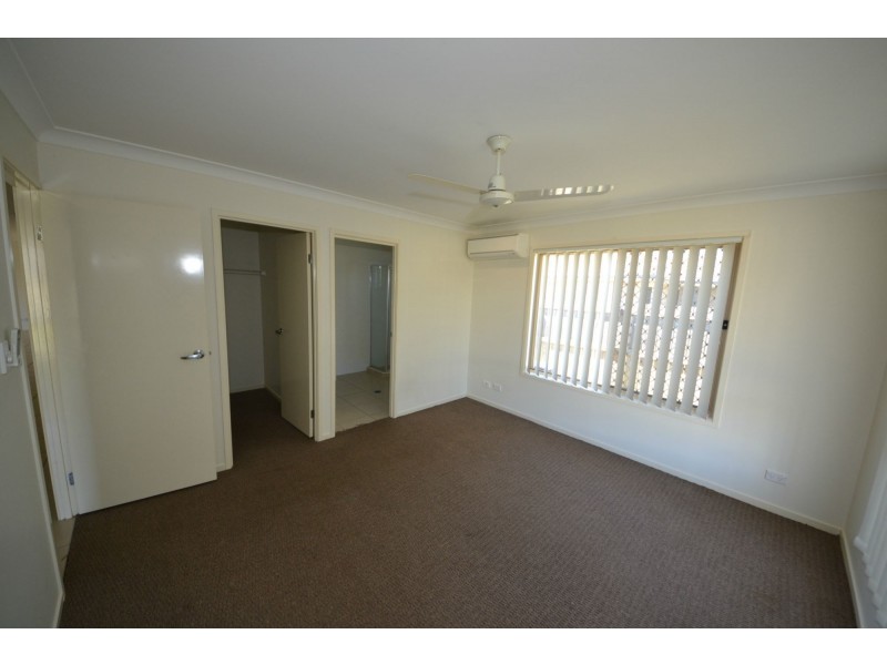 16 Doongarra Crescent, Gracemere QLD 4702