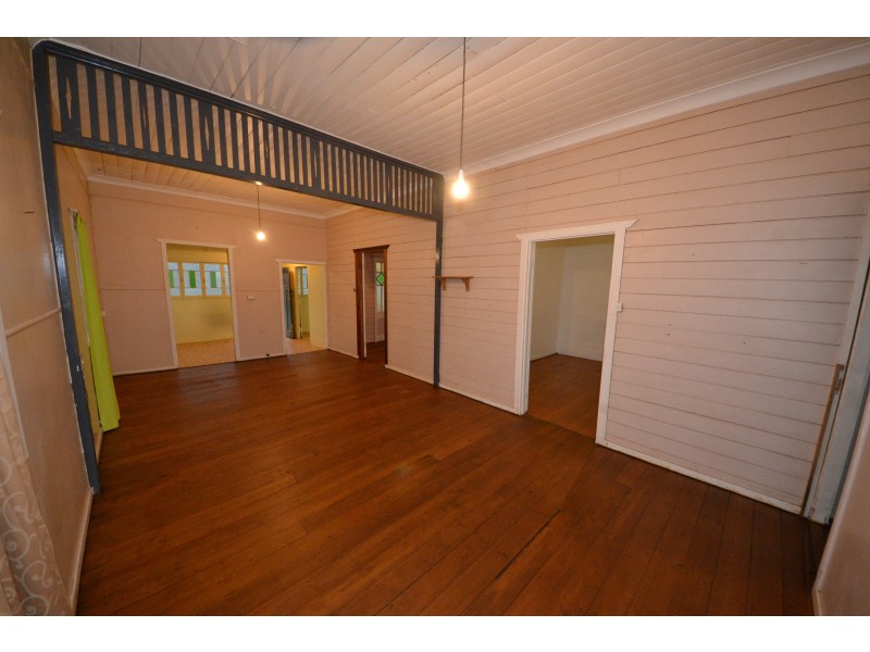 55 Darcy St, Mount Morgan QLD 4714