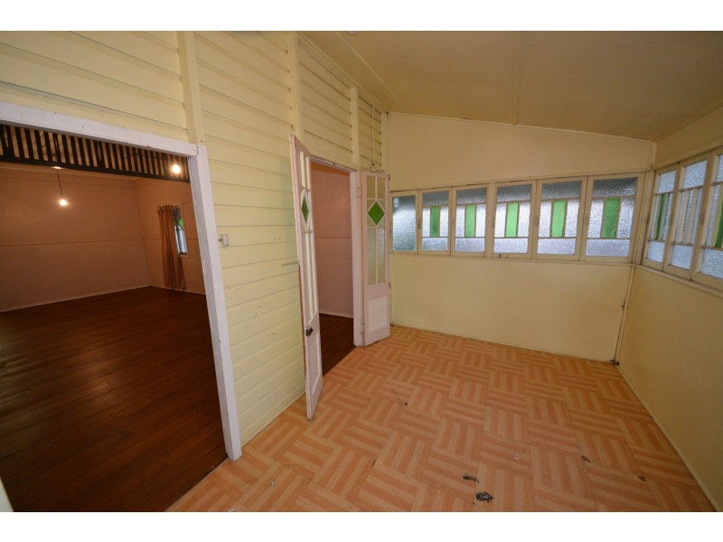 55 Darcy St, Mount Morgan QLD 4714