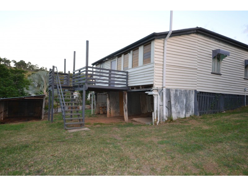55 Darcy St, Mount Morgan QLD 4714