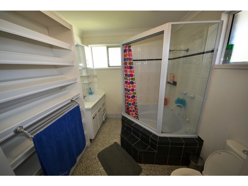 41 Cowan St, Gracemere QLD 4702