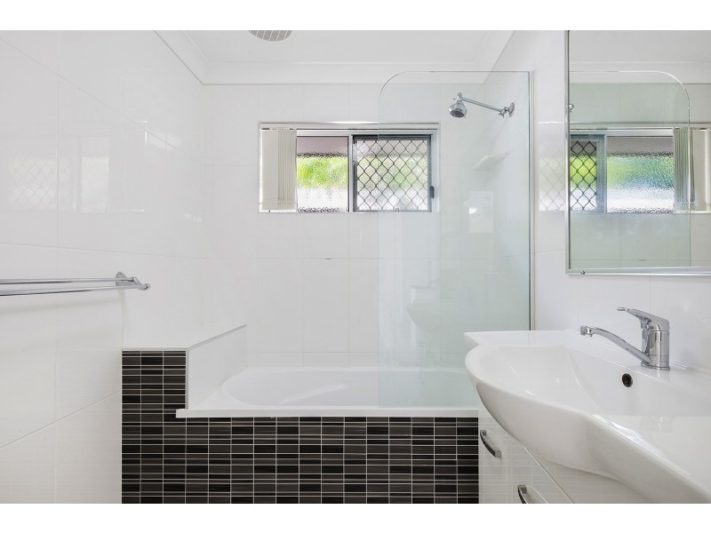 21 Russell St, Gracemere QLD 4702