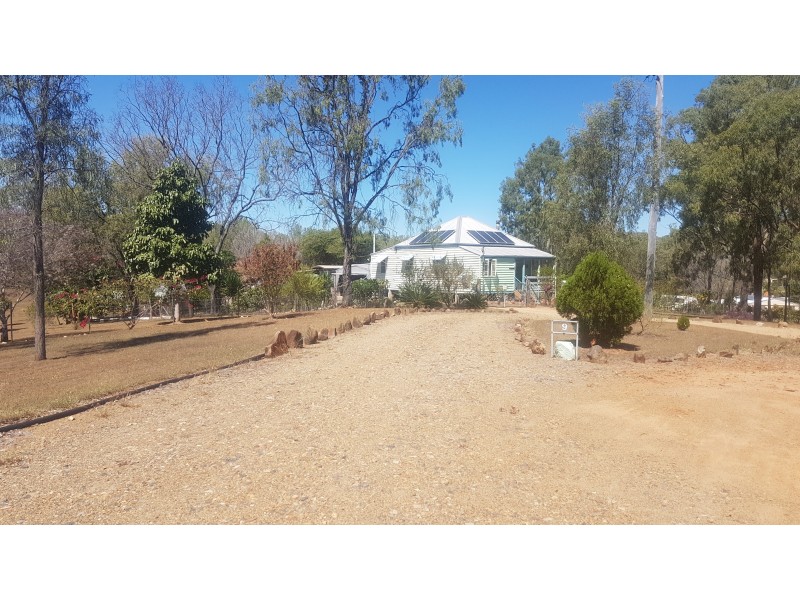 9 Smalls Rd, Hamilton Creek QLD 4714