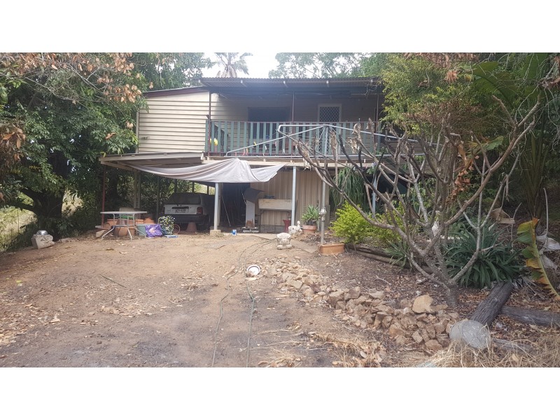17 Hall St, Mount Morgan QLD 4714
