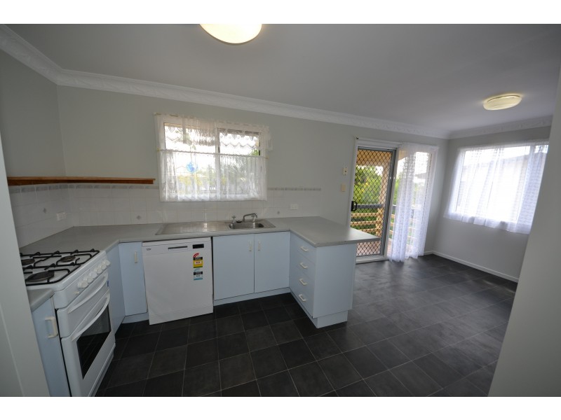 78 Donovan Cres, Gracemere QLD 4702