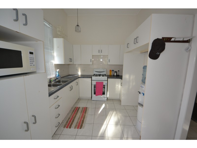 90 Harbourne St, Koongal QLD 4701
