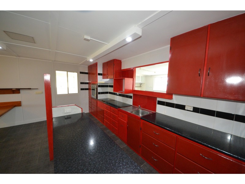 52647 Burnett Hwy, Bouldercombe QLD 4702