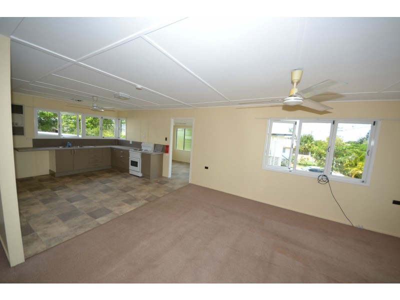 66 Alexandra Street, Park Avenue QLD 4701