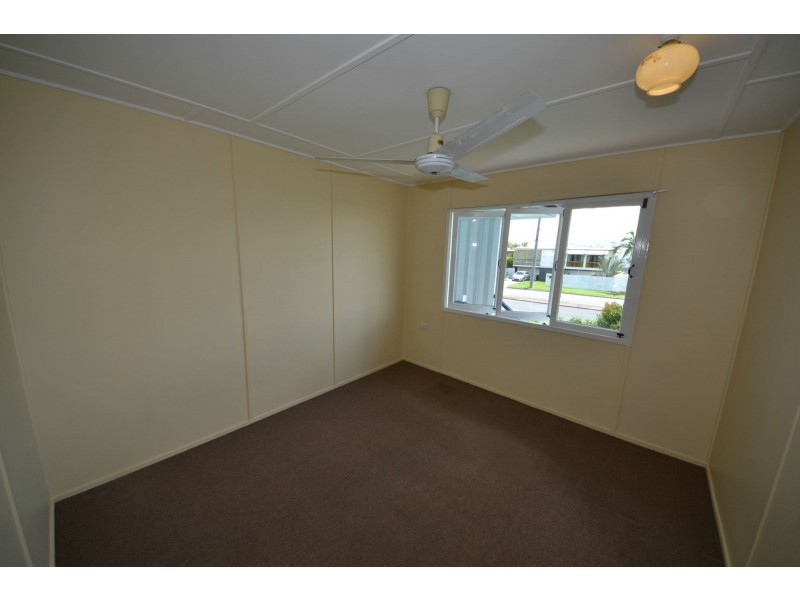 66 Alexandra Street, Park Avenue QLD 4701