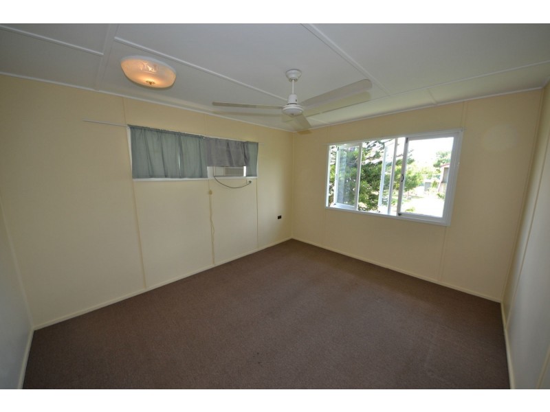 66 Alexandra Street, Park Avenue QLD 4701