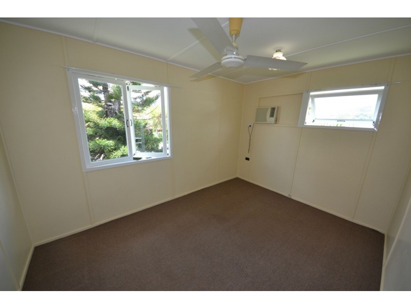 66 Alexandra Street, Park Avenue QLD 4701