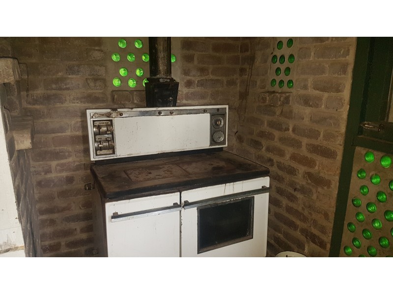 31 Black St, Mount Morgan QLD 4714