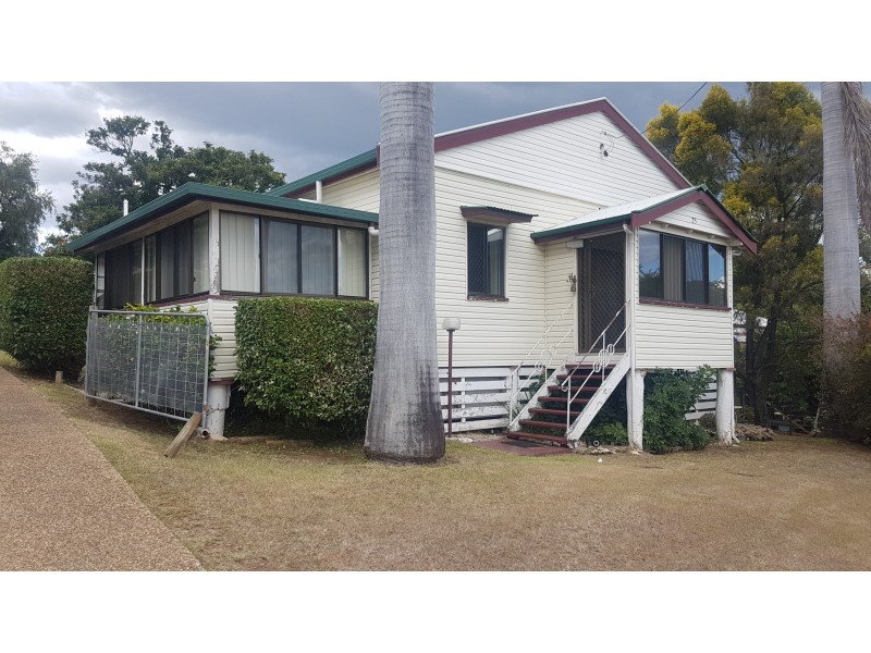 25 Coates St, Mount Morgan QLD 4714