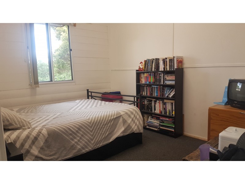 25 Coates St, Mount Morgan QLD 4714