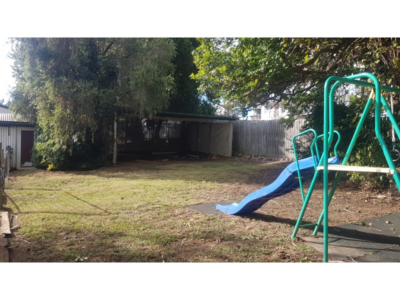 25 Coates St, Mount Morgan QLD 4714