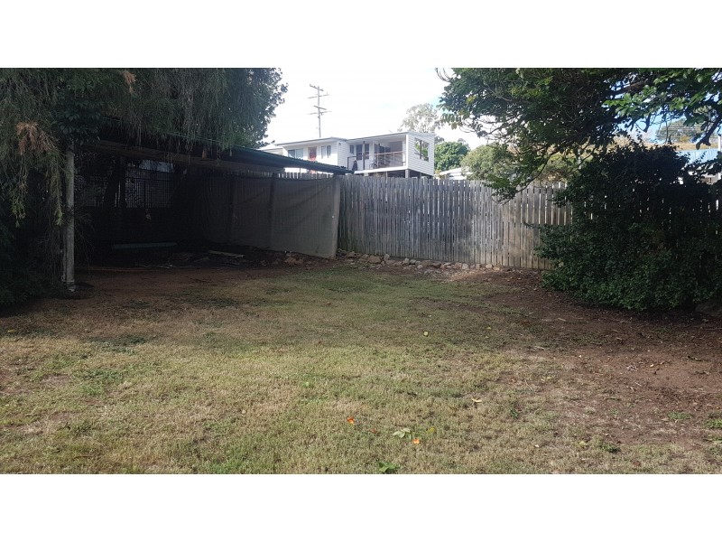 25 Coates St, Mount Morgan QLD 4714