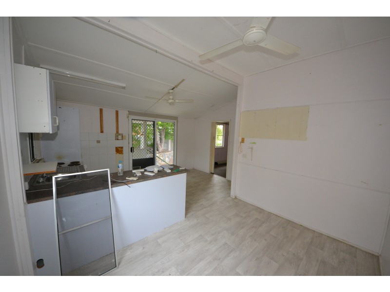7 Reservoir St, Gracemere QLD 4702