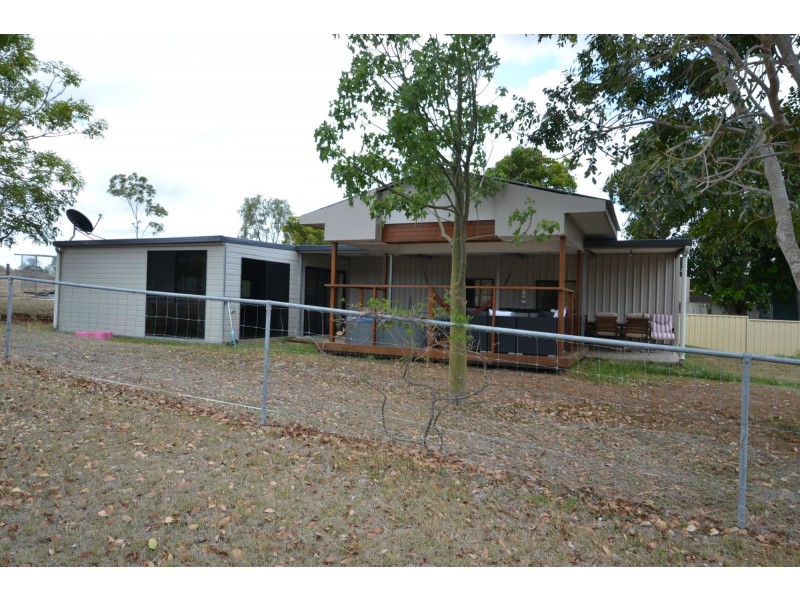 12 Oleander Street, Bouldercombe QLD 4702