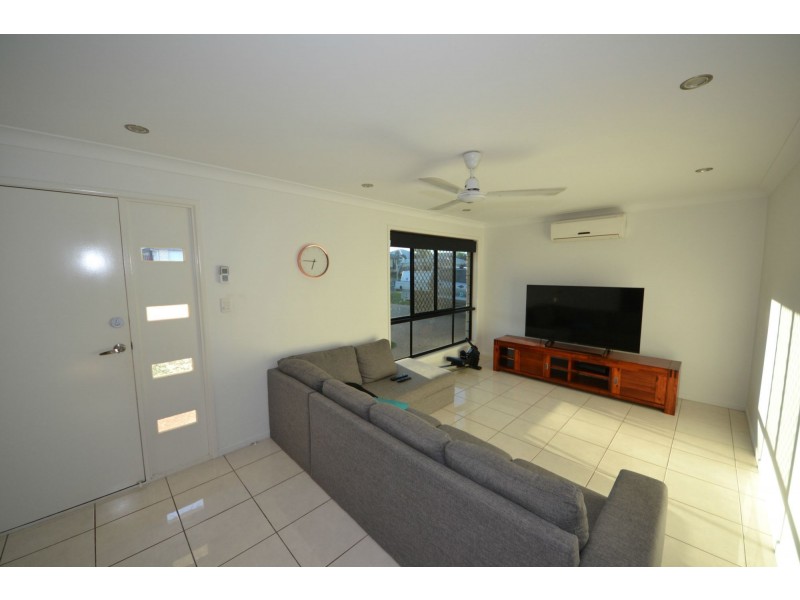 35 Jamie Crescent, Gracemere QLD 4702