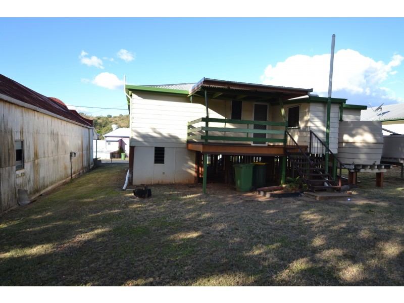 6 Cornes St, Mount Morgan QLD 4714
