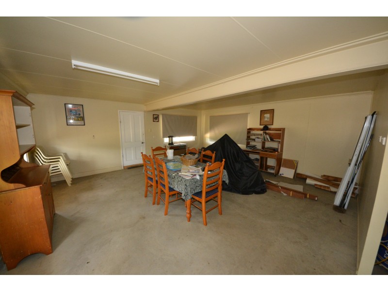 50487 Burnett Hwy, Mount Morgan QLD 4714