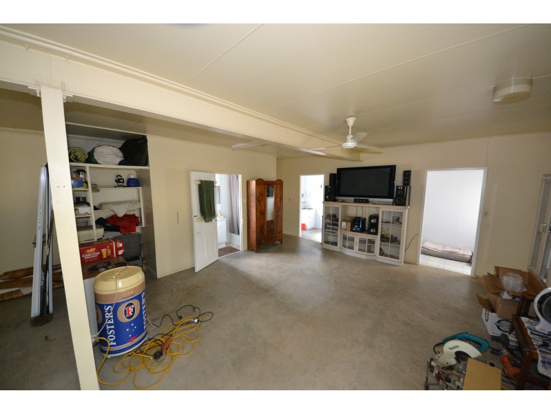 50487 Burnett Hwy, Mount Morgan QLD 4714