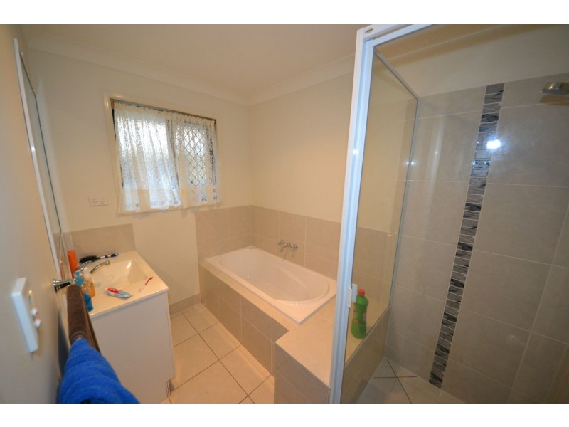 4 Koolamarra Drive, Gracemere QLD 4702