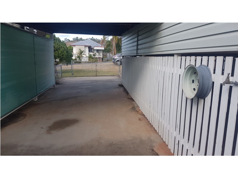 122 East St, Mount Morgan QLD 4714