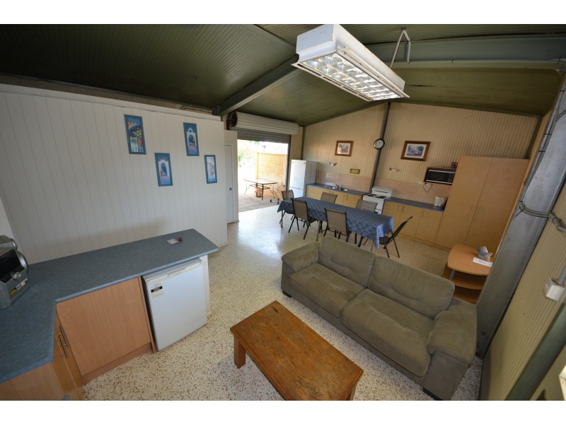 257 Banksia Rd, Stanage QLD 4702